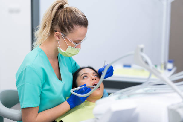 Best Dentist for Tooth Abscess  in Marquette, MI